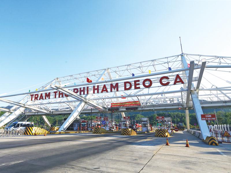 Tạm dừng thu phí các trạm BOT qua địa bàn Phú Yên và Khánh Hòa