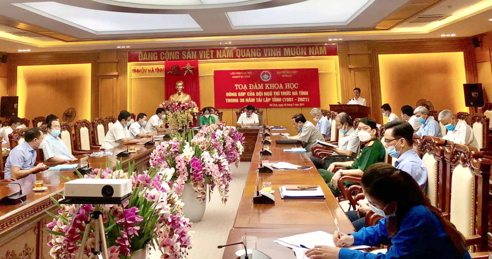 Đội ngũ trí thức đóng góp quan trọng vào quá trình phát triển của Hà Tĩnh