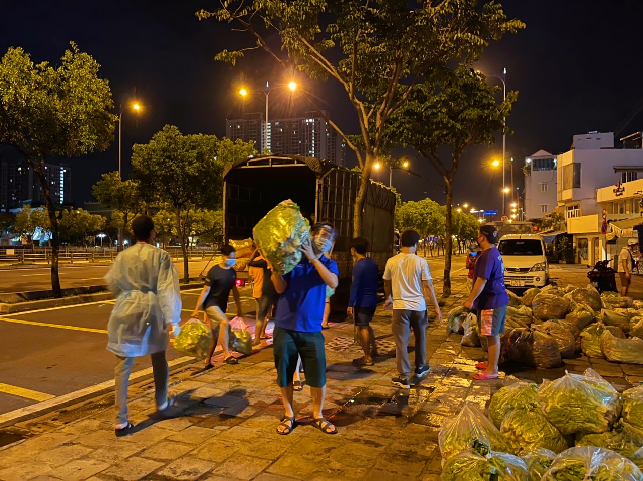 “Những chuyến xe nghĩa tình” đến Thành phố Hồ Chí Minh