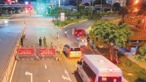 TP Hồ Chí Minh Có thể cần thêm 1 đến 2 tuần giãn cách sau 1 8
