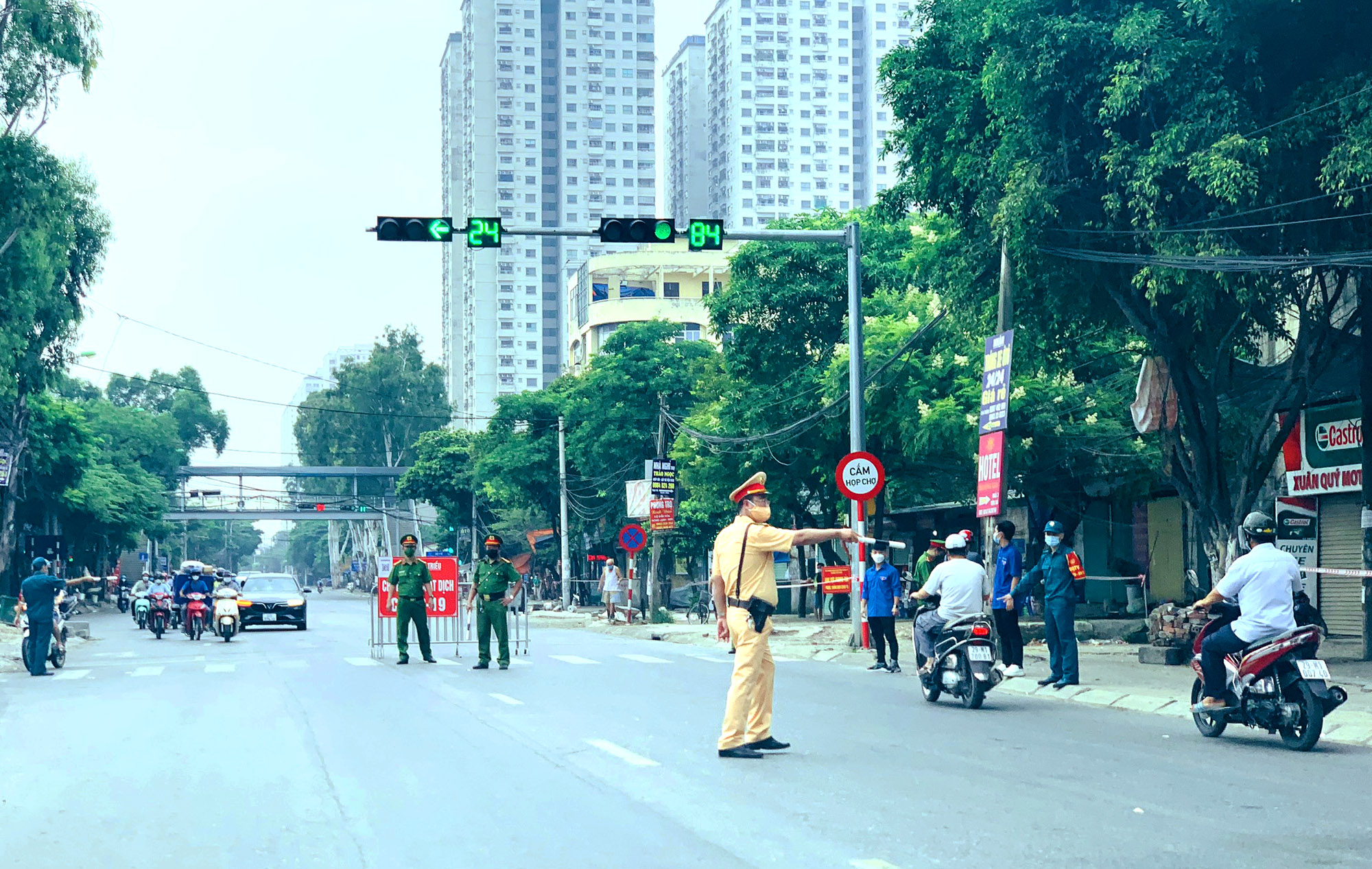 Hà Nội Tuyệt đối không để người dân di chuyển ra ngoài địa bàn
