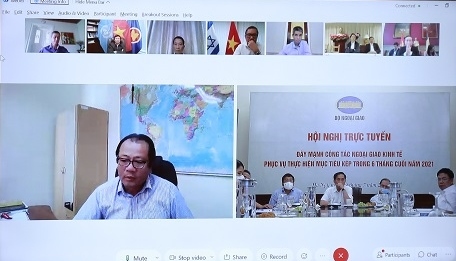 Đẩy mạnh công tác ngoại giao kinh tế phục vụ thực hiện mục tiêu kép