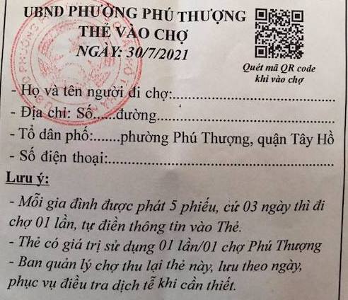 Hà Nội Người dân chấp hành nghiêm sử dụng phiếu đi chợ