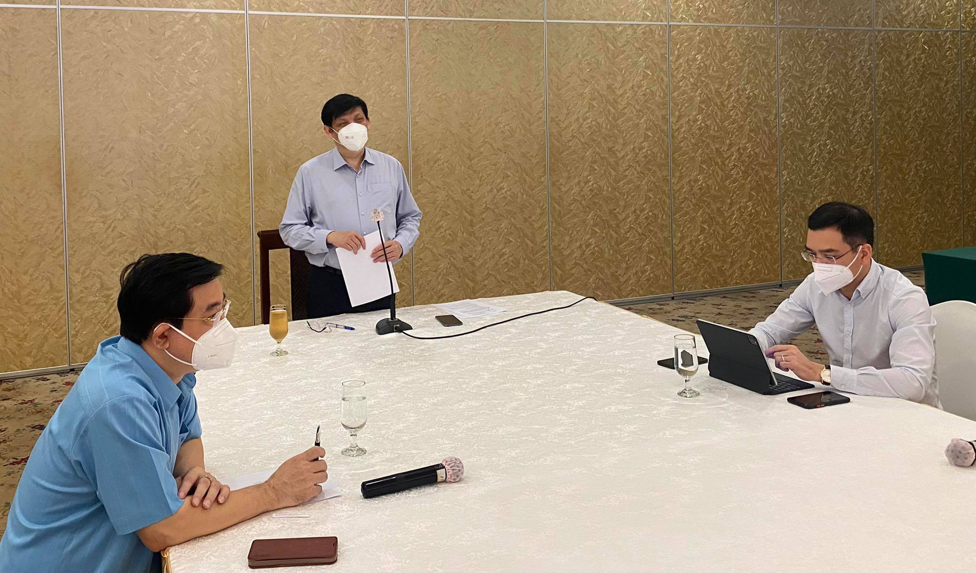 Các địa phương cần sẵn sàng ứng phó điều trị bệnh nhân COVID-19