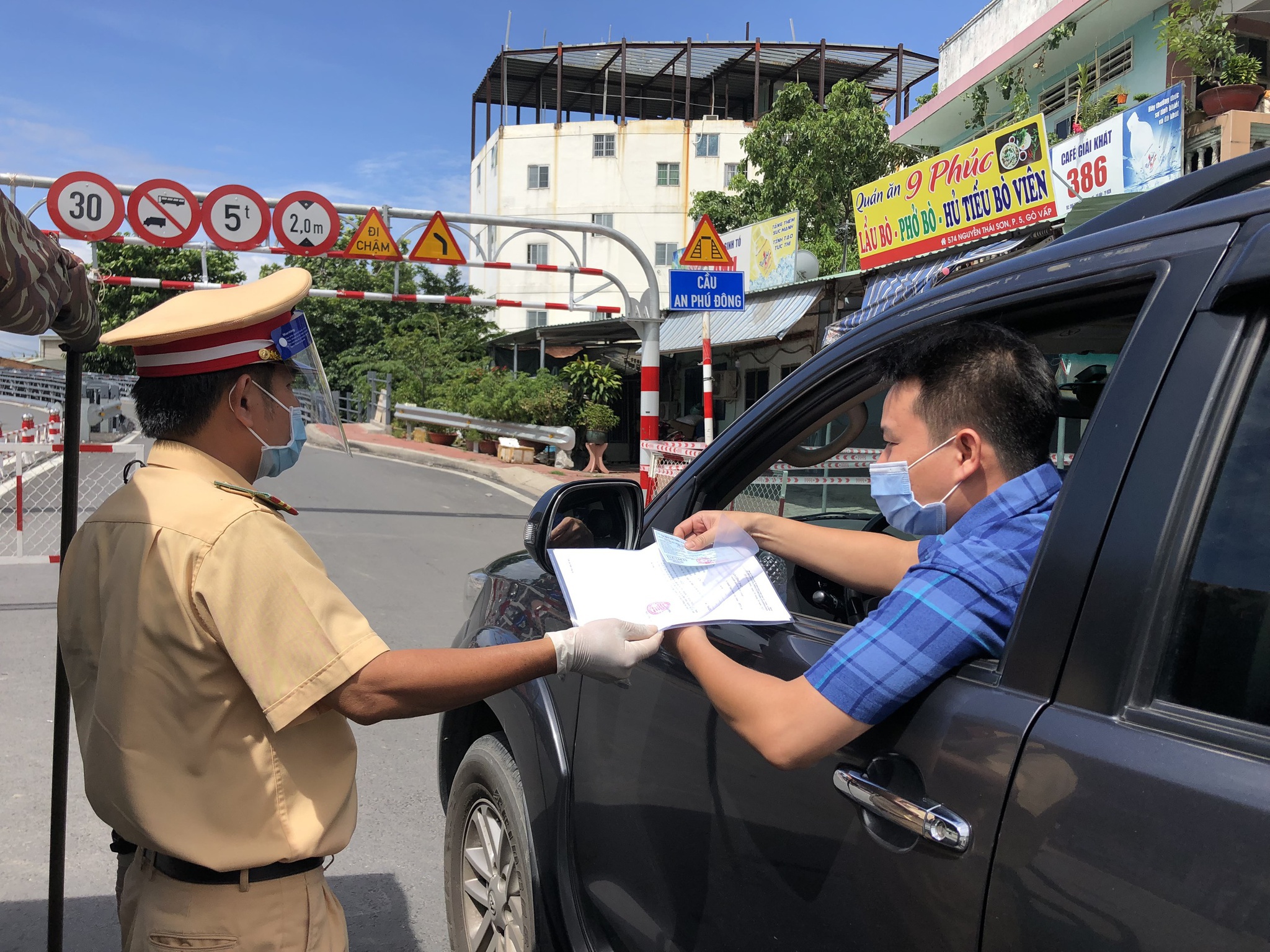Tăng cường giải pháp bảo đảm trật tự an toàn giao thông trong điều kiện dịch bệnh COVID-19