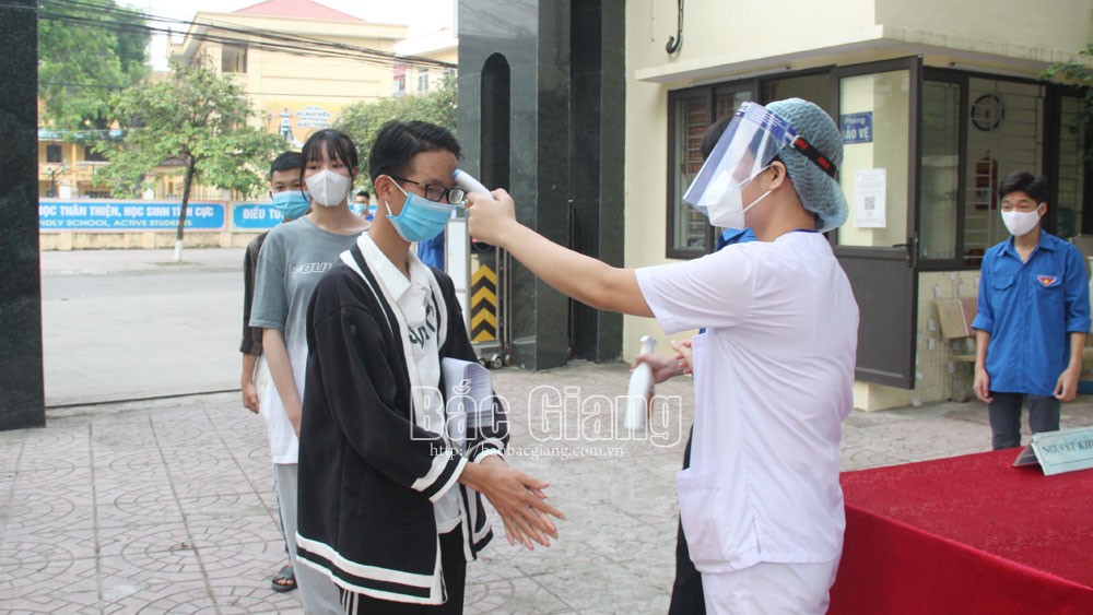 Kỳ thi tốt nghiệp THPT đợt 2 Đề thi Văn vừa sức với thí sinh