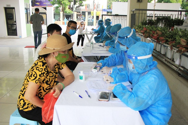 Sáng 6 8, Hà Nội có thêm 21 ca COVID-19, trong đó 4 ca cộng đồng