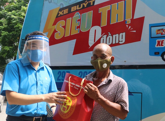 15 000 công nhân lao động Thủ đô được hỗ trợ hàng hóa thiết yếu