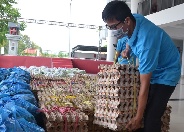 52,5 tỉ đồng hỗ trợ công nhân lao động TP Hồ Chí Minh, Bình Dương, Đồng Nai