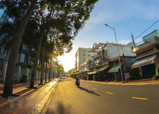 Vùng núi Bắc Bộ sẽ có mưa lớn, Trung Bộ còn nắng nóng gay gắt
