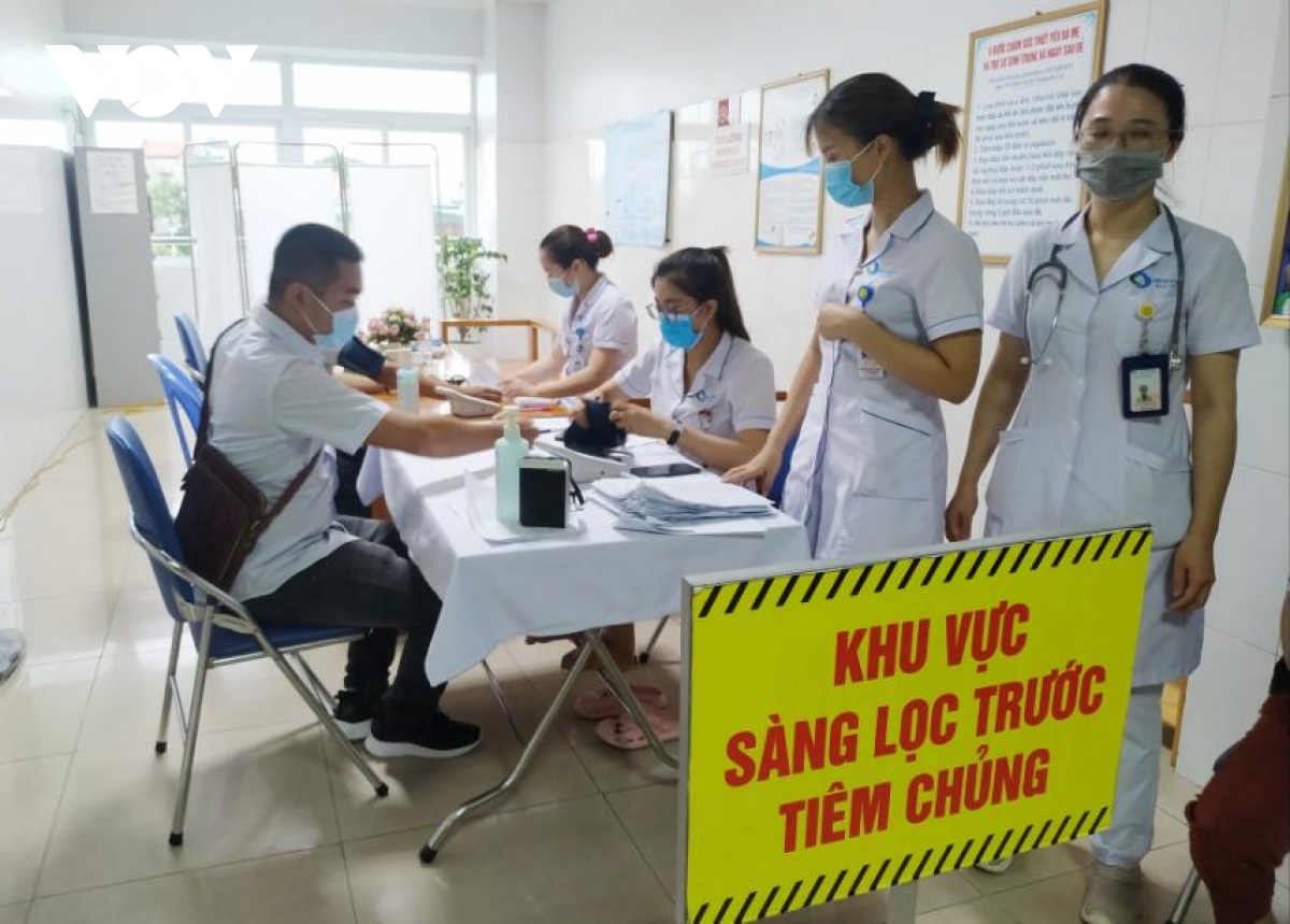 Hơn 7 000 lao động ngành du lịch Quảng Ninh đã được tiêm vaccine COVID-19
