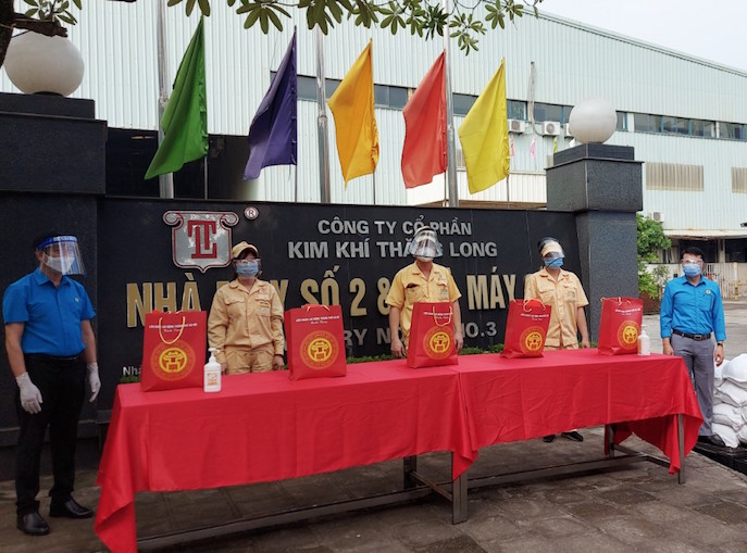 Hà Nội hỗ trợ khẩn cấp cho đoàn viên, người lao động bị ảnh hưởng do COVID-19