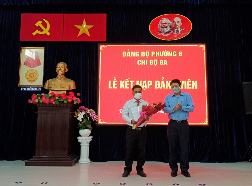 Nỗ lực, trách nhiệm, xứng đáng là lực lượng tiên phong