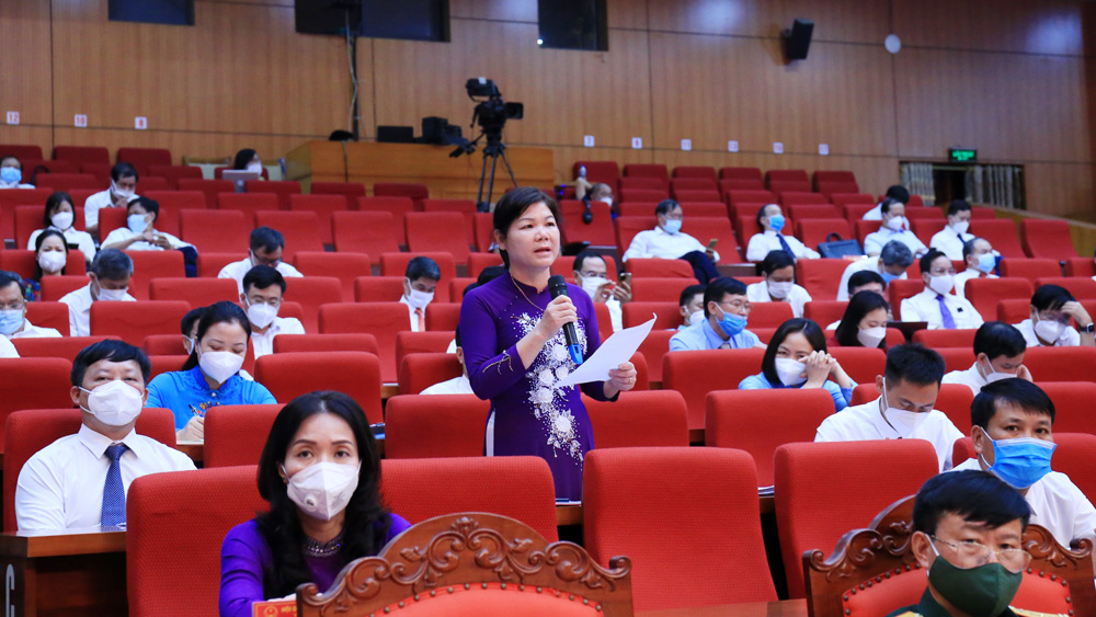 Bắc Giang Tiếp tục thực hiện hiệu quả “mục tiêu kép” vừa quyết liệt phòng chống dịch bệnh COVID-19, vừa tập trung phục hồi và phát triển KT - XH