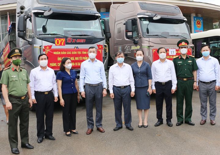 Hoà Bình chung sức cùng TP Hồ Chí Minh chống dịch COVID-19
