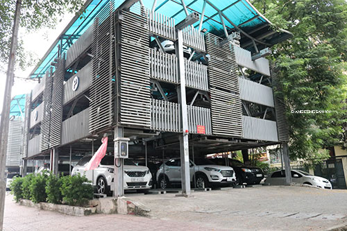 “Lời giải” đỗ xe thời giãn cách