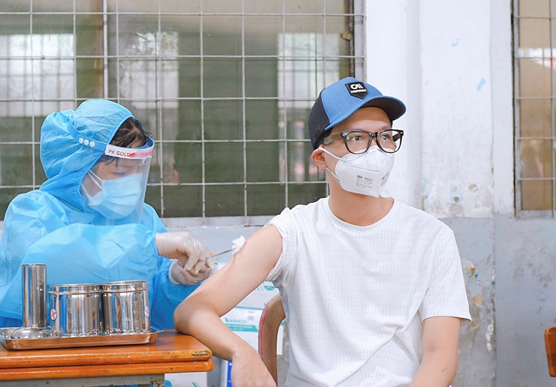 TP Hồ Chí Minh nỗ lực cao nhất tăng độ bao phủ của vaccine phòng COVID-19 trong cộng đồng