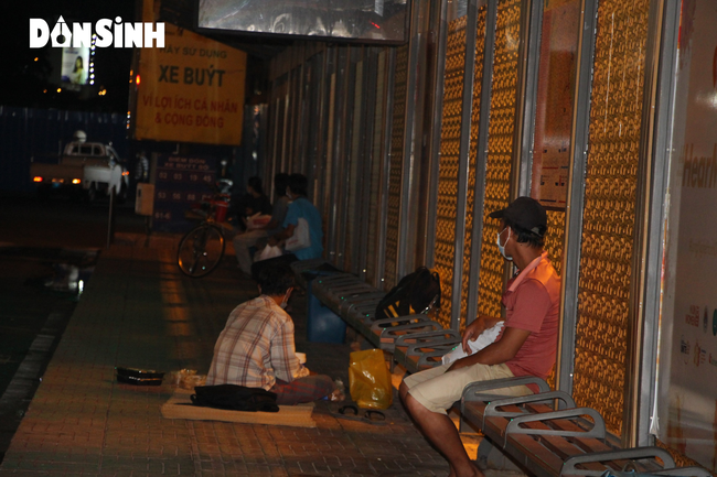 Kiến nghị 23 địa phương giãn cách xã hội miễn giảm tiền điện, tiền nước cho người dân gặp khó khăn