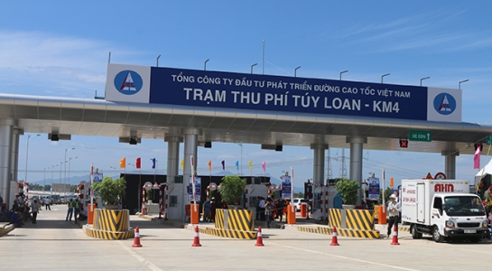 Tạm dừng 2 trạm thu phí cao tốc Đà Nẵng - Quảng Ngãi