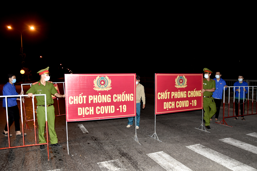 Hà Tĩnh triển khai nhiều giải pháp nhằm kiểm soát dịch COVID-19