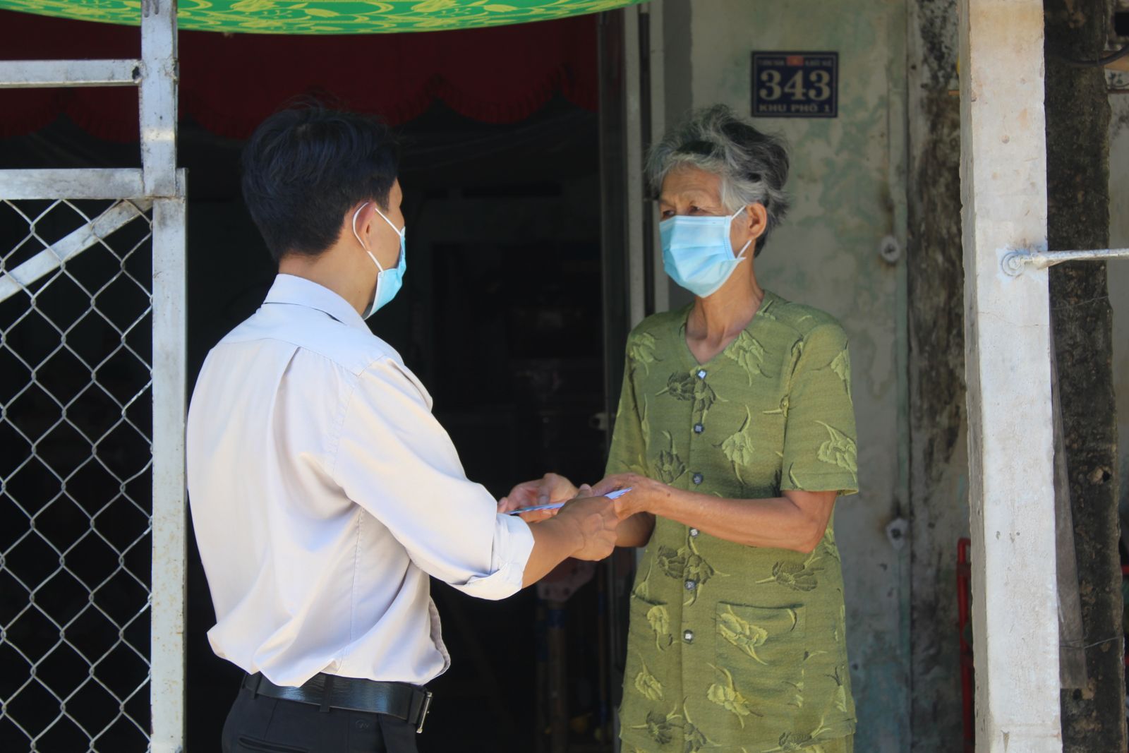 Long An hỗ trợ người lao động tự do và công nhân gặp khó khăn do ảnh hưởng dịch bệnh