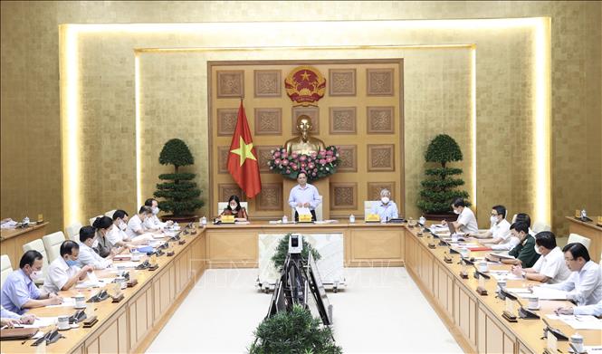 Thủ tướng Người dân cần tích cực hơn nữa trong phòng, chống dịch COVID-19