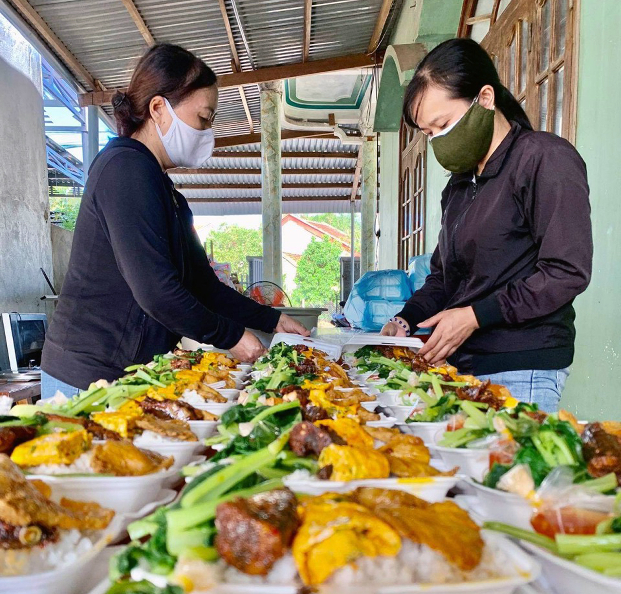 Bếp ăn 0 đồng trong đại dịch COVID-19 ở Phú Yên