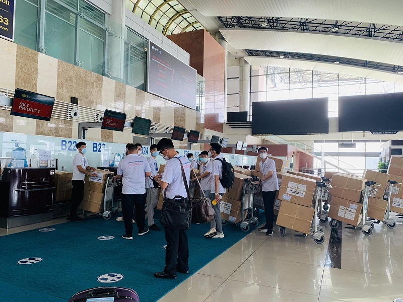 Tiếp sức cùng miền Nam chống dịch