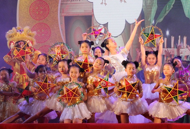 Hà Nội chăm lo cho trẻ em nhân dịp Tết Trung Thu