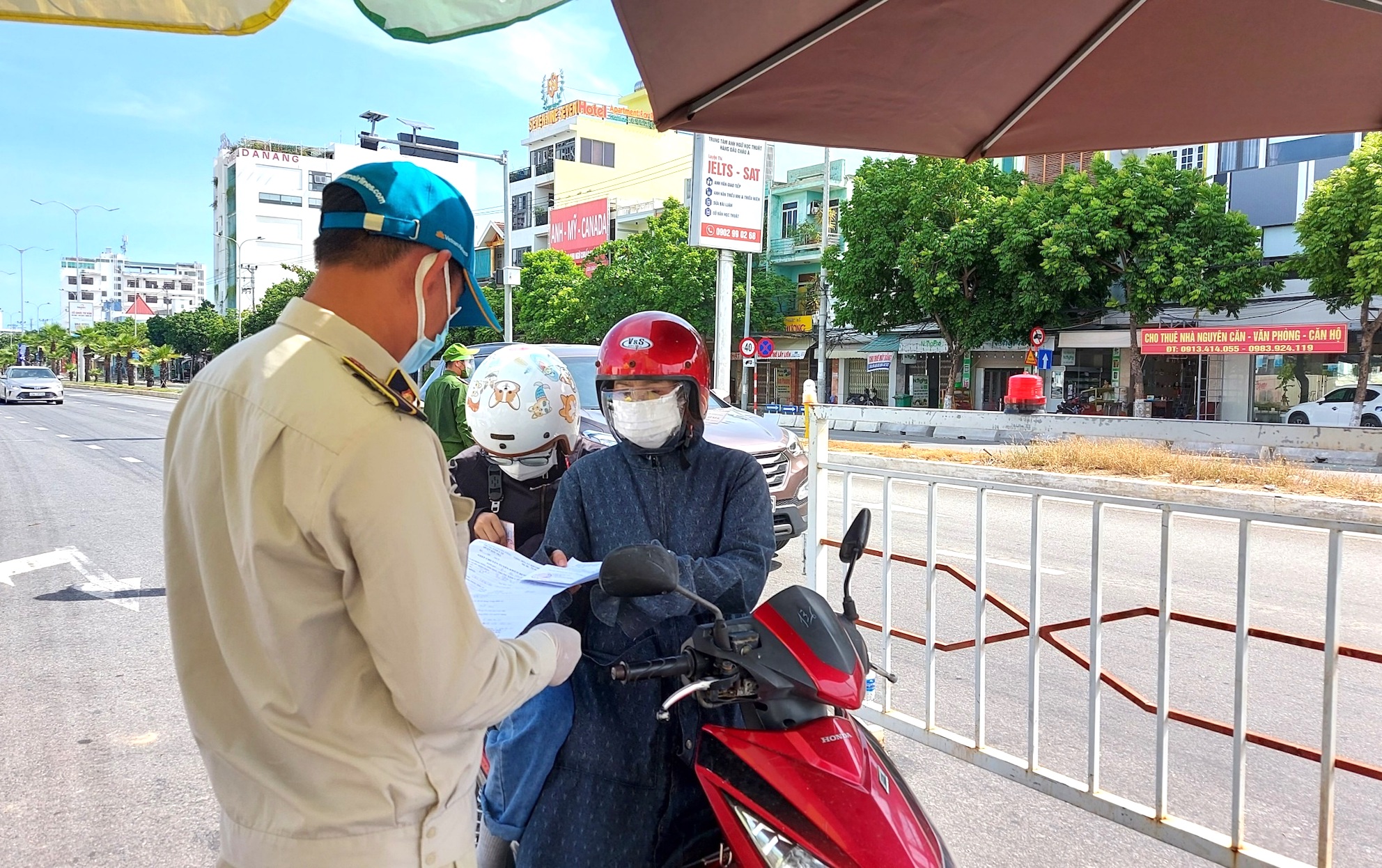 Đà Nẵng tiếp tục thực hiện quy định “Ai ở đâu thì ở đó thêm 3 ngày