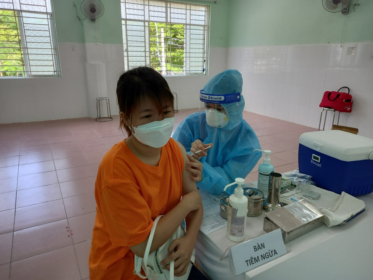 Phê duyệt thêm một loại vắc-xin COVID-19 Pfizer do Mỹ sản xuất sử dụng tại Việt Nam