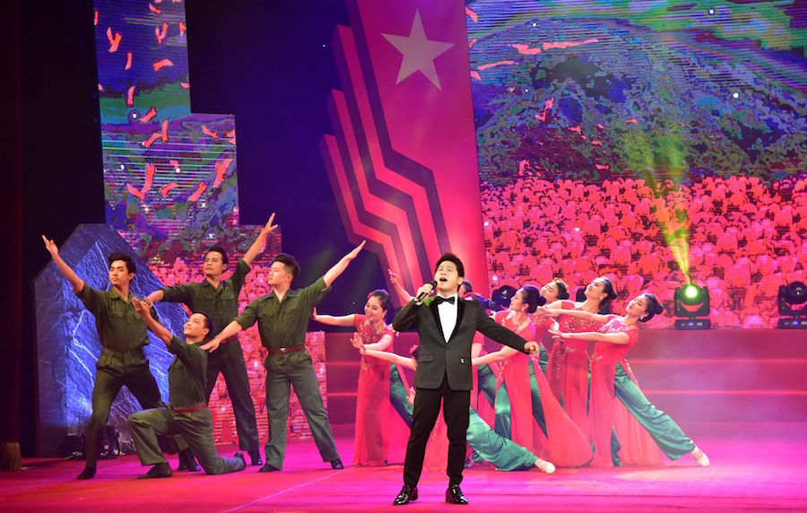 Những mùa thu lịch sử