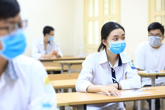 Công bố điểm sàn nhóm ngành sức khỏe, ngành đào tạo giáo viên năm 2021