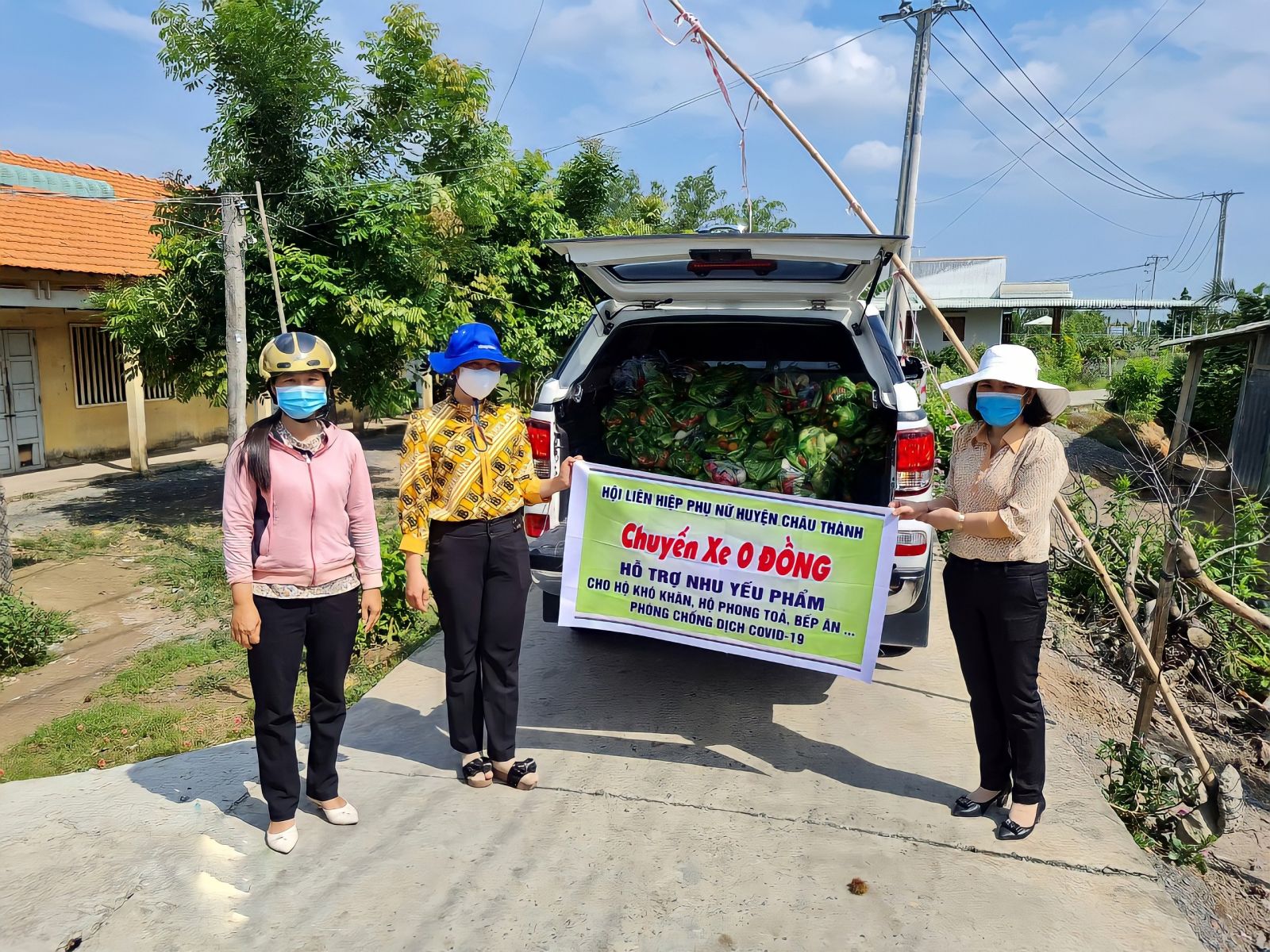Các địa phương phía Nam tích cực hỗ trợ người dân bị ảnh hưởng dịch bệnh