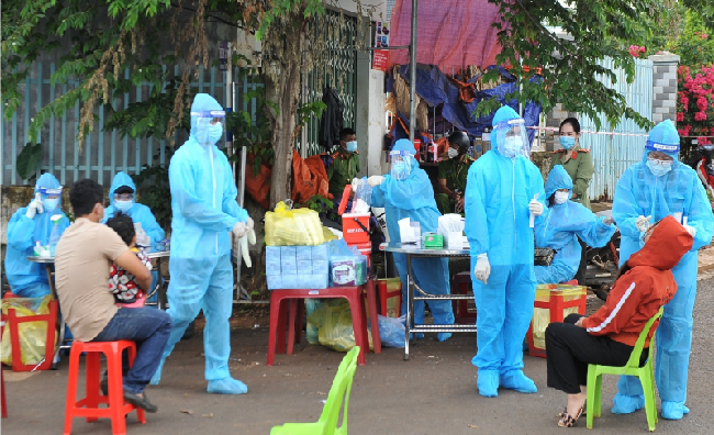 TP Buôn Ma Thuột xét nghiệm bóc tách F0 cho gần nửa triệu dân