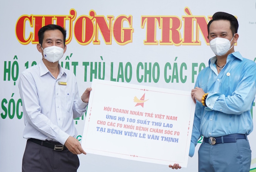 Ủng hộ 100 suất thù lao cho các F0 khỏi bệnh tình nguyện ở lại bệnh viện chăm sóc F0