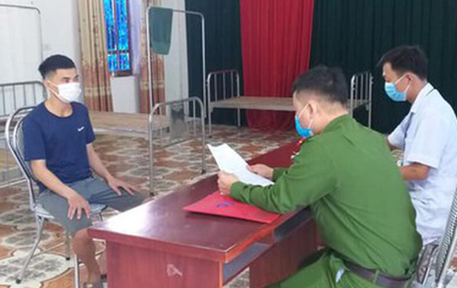 Đưa người từ vùng dịch về không khai báo, chịu mức phạt nào