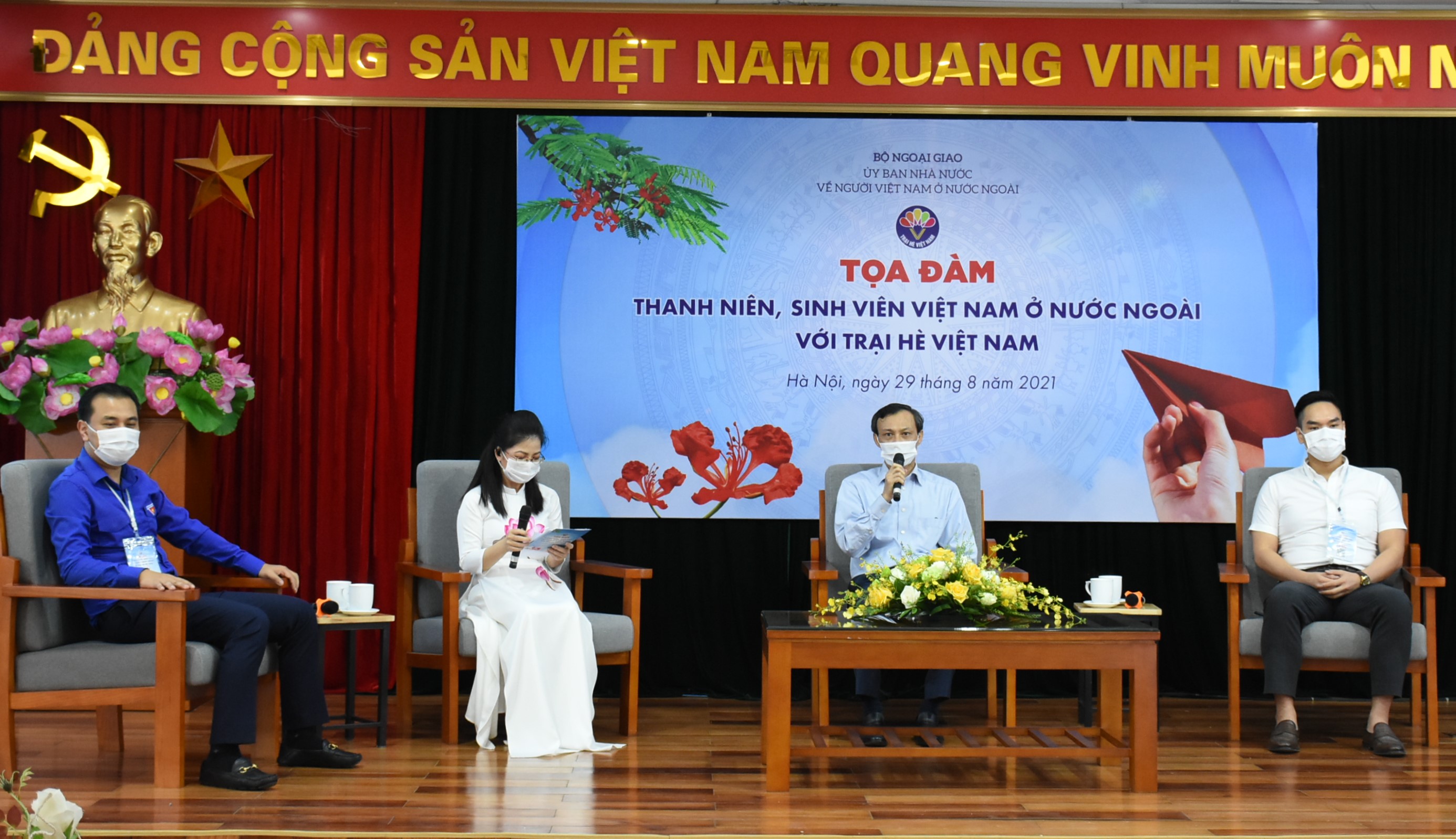 Kết nối thanh niên kiều bào với thanh niên trong nước