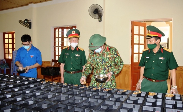 Những “chiến binh” trong Bệnh viện dã chiến