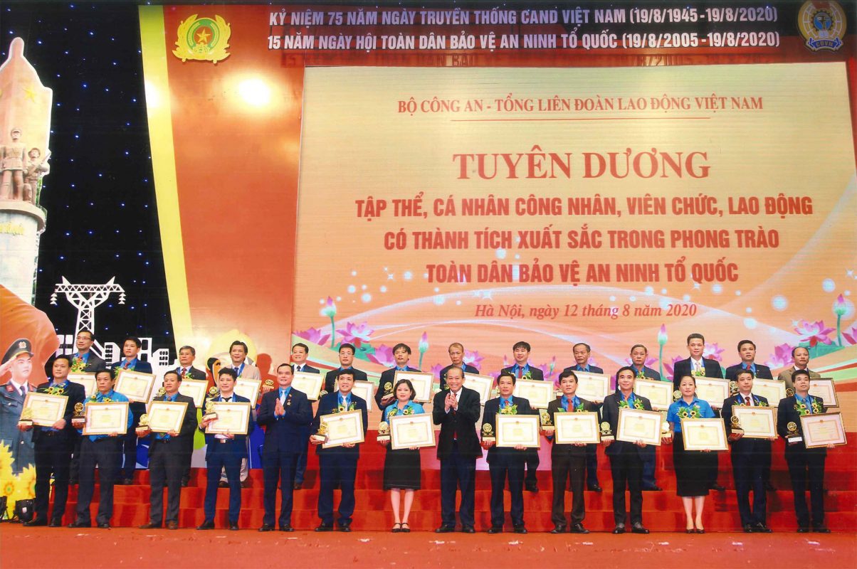 “Dân biết, dân bàn, dân làm, dân kiểm tra, dân giám sát, dân thụ hưởng” và vấn đề đặt ra trong công tác bảo vệ an ninh, trật tự hiện nay