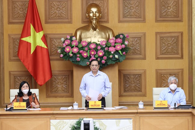 Phòng, chống dịch, bảo đảm an sinh xã hội và an ninh trật tự, an toàn xã hội là nhiệm vụ cấp bách