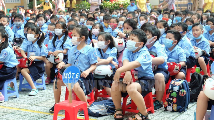 Nam Định Dịch Covid-19, 60 000 học sinh hoãn ngày tựu trường