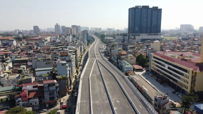 Hà Nội từng bước gỡ khó trong đầu tư