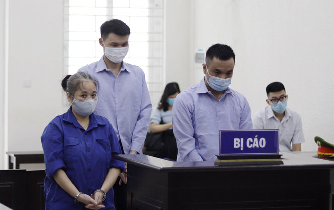 Làm tiền giả đối diện mức án nào