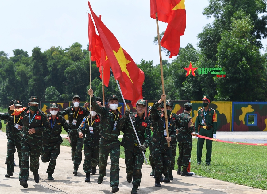 Đội tuyển Việt Nam đoạt Huy chương Bạc nội dung “Vùng tai nạn” tại Army Games 2021