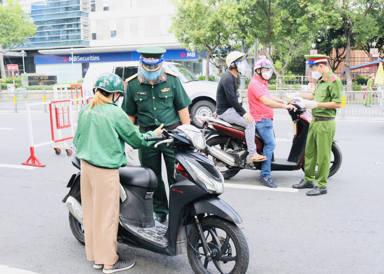 An toàn đến đâu, nới lỏng đến đó