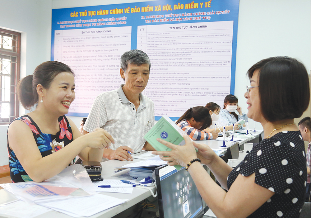 Đẩy mạnh phát triển người tham gia BHXH, BHYT trong 4 tháng cuối năm
