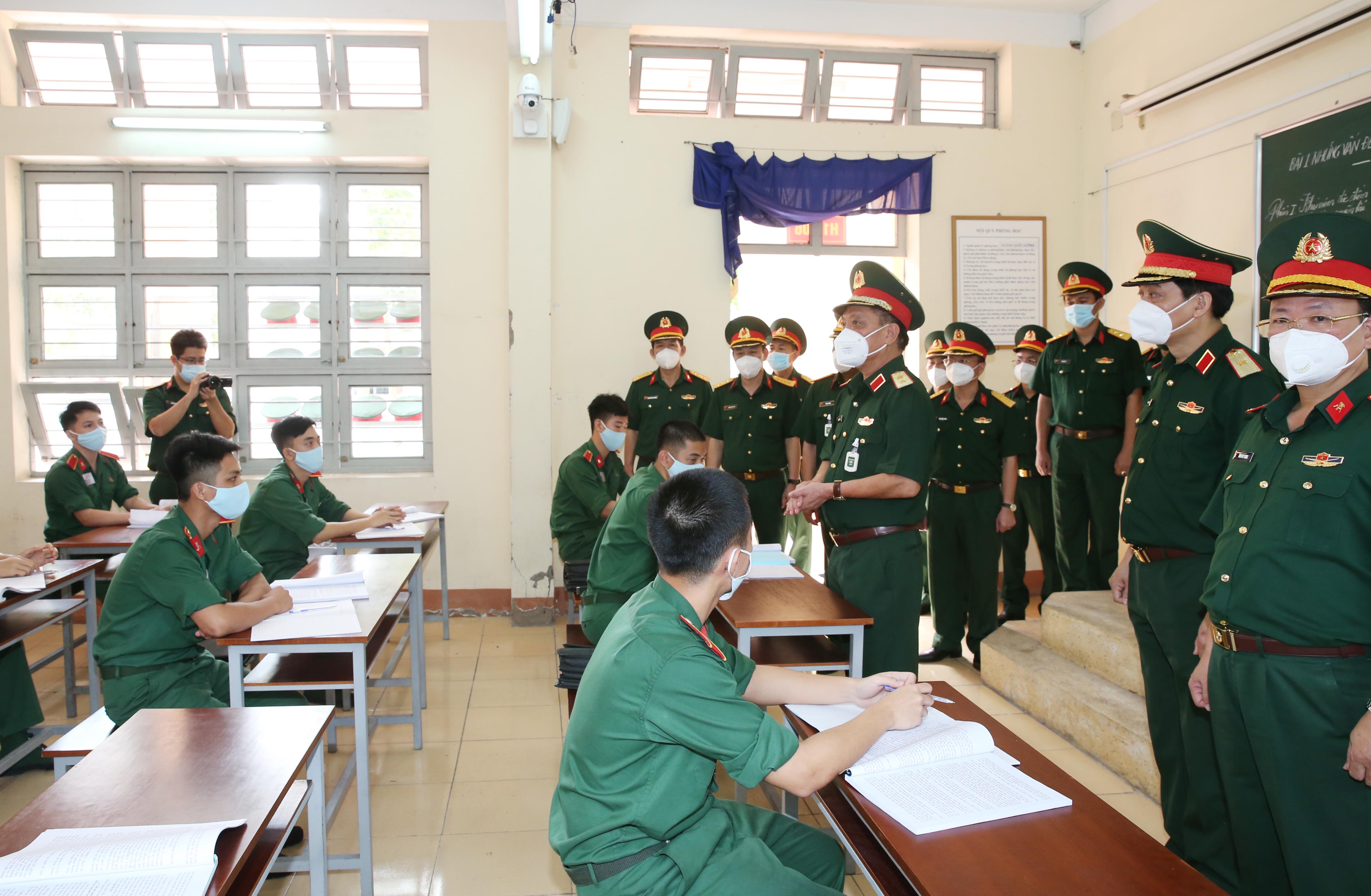 Trường Sĩ quan Kỹ thuật Quân sự Đảm bảo chất lượng giáo dục trong điều kiện dịch bệnh
