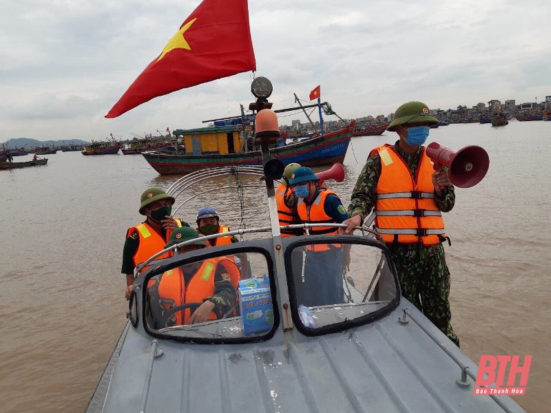 Ứng phó với bão số 5 3 tàu cá của Thanh Hóa bị mất liên lạc
