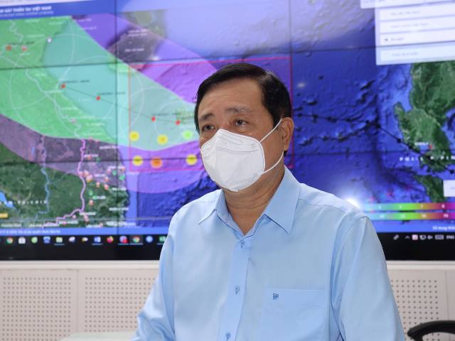 Quyết liệt triển khai ứng phó với bão số 5 trong điều kiện dịch bệnh